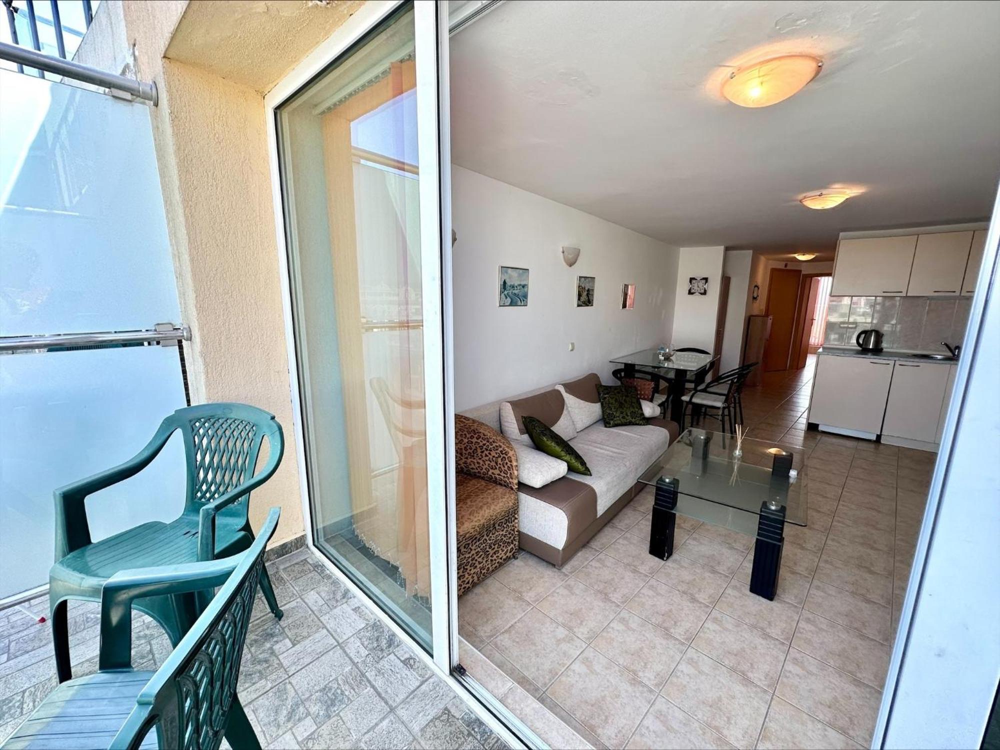 Julia Family - Menada Apartments サニービーチ エクステリア 写真