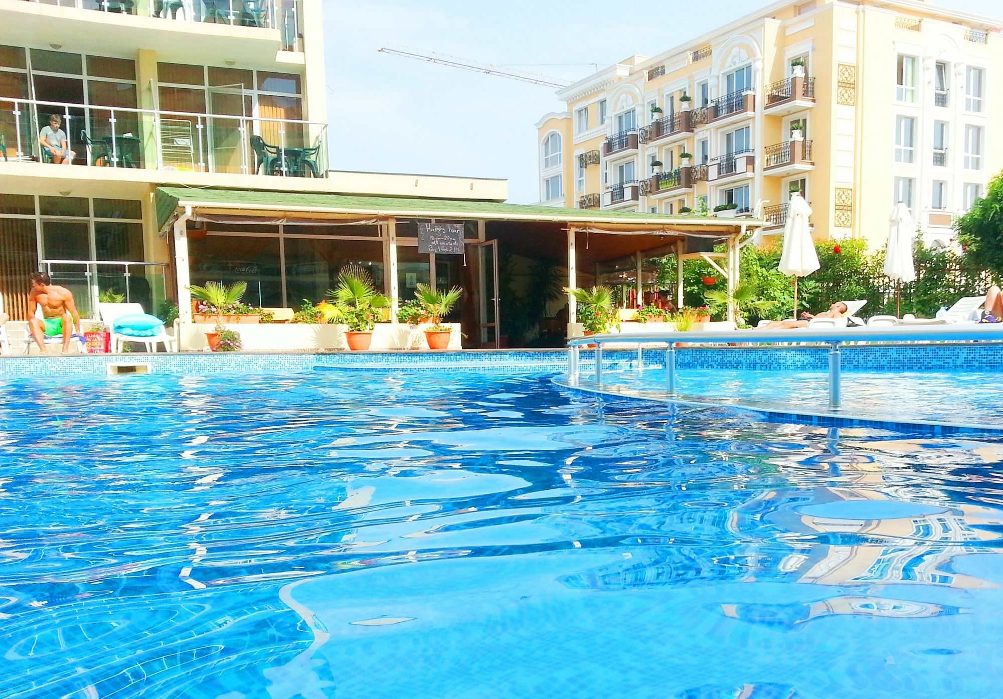 Julia Family - Menada Apartments サニービーチ エクステリア 写真