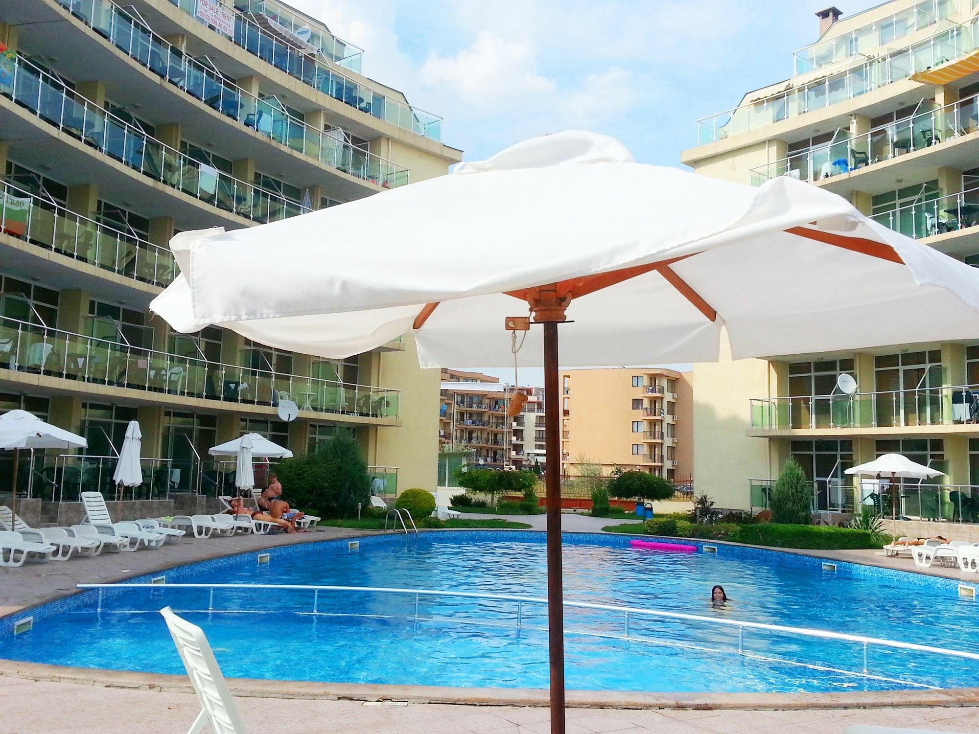 Julia Family - Menada Apartments サニービーチ エクステリア 写真
